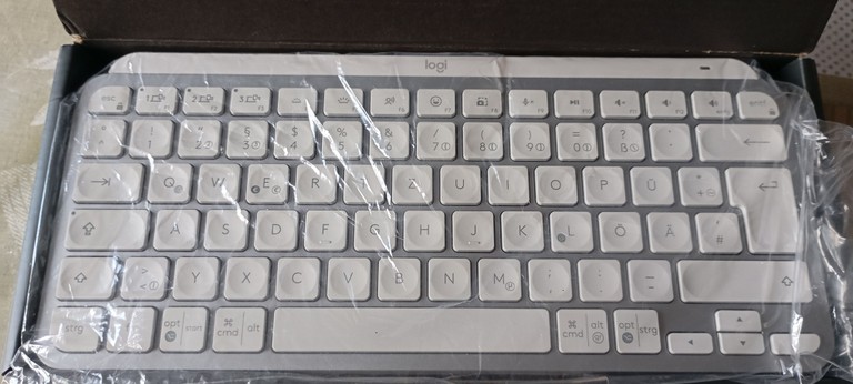 Купити Logitech MX Keys Mini Minimalist US Pale Grey (920-010499) Б/У