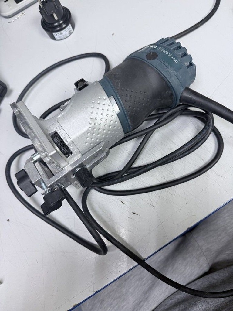 Дешиво Bosch gkf 600 с ломбарда
