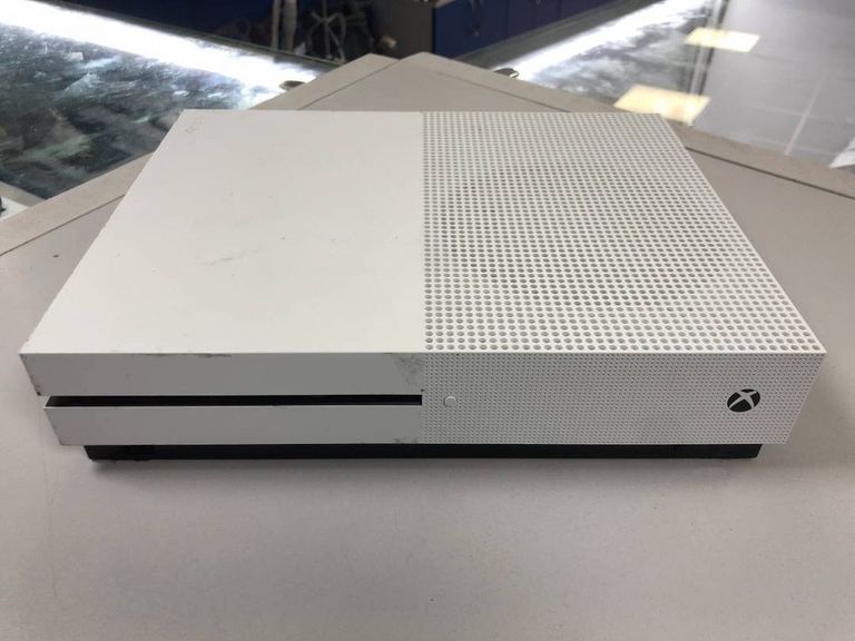 Купити Xbox360 one s 1000gb Б/У