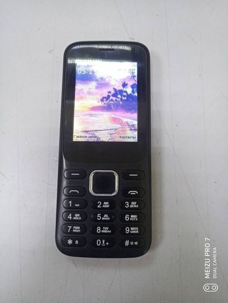 Купить Nomi i248 Red Б/У