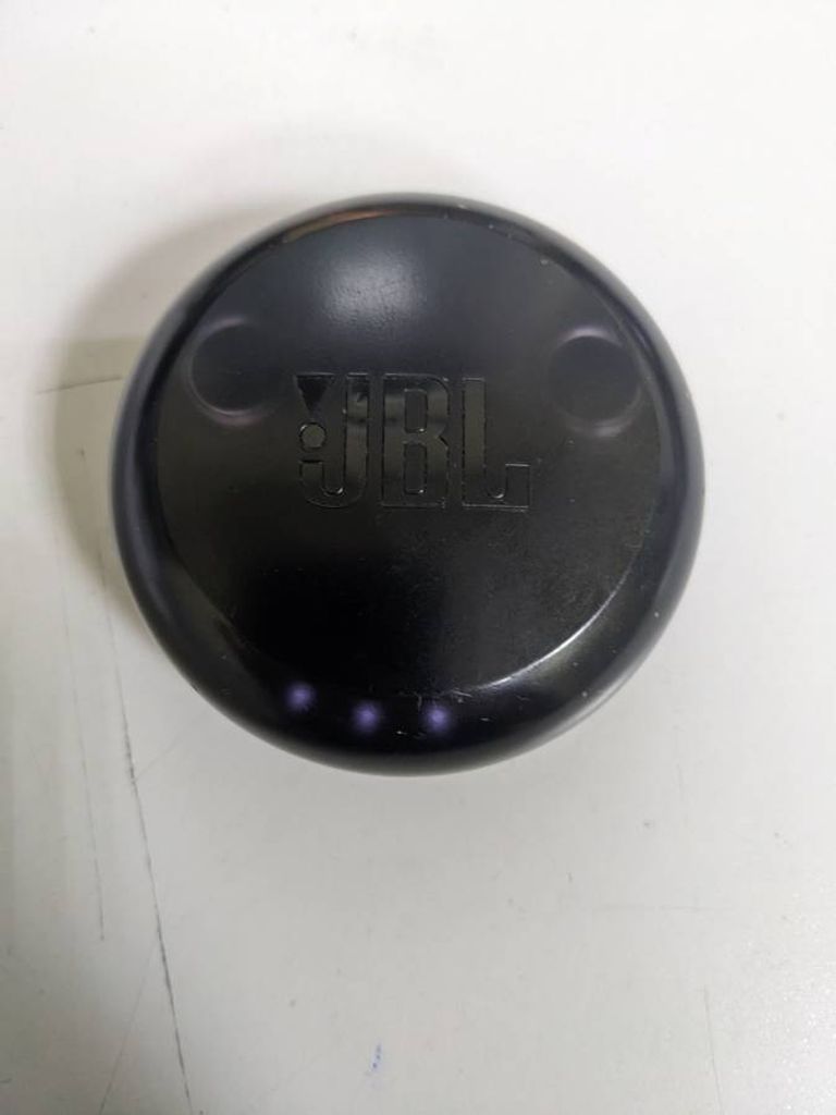 Купити Jbl free x white Б/У
