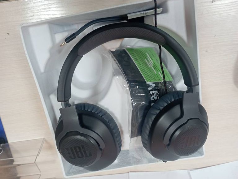 Jbl Quantum 100 Black (JBLQUANTUM100BLK)