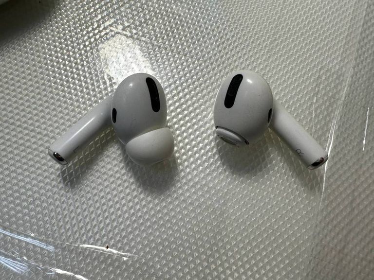 Apple AirPods Pro (MWP22)