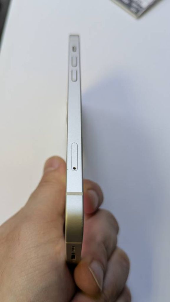 Apple iPhone 12 128GB (PRODUCT)RED Код:01-200418219. Зображення 9