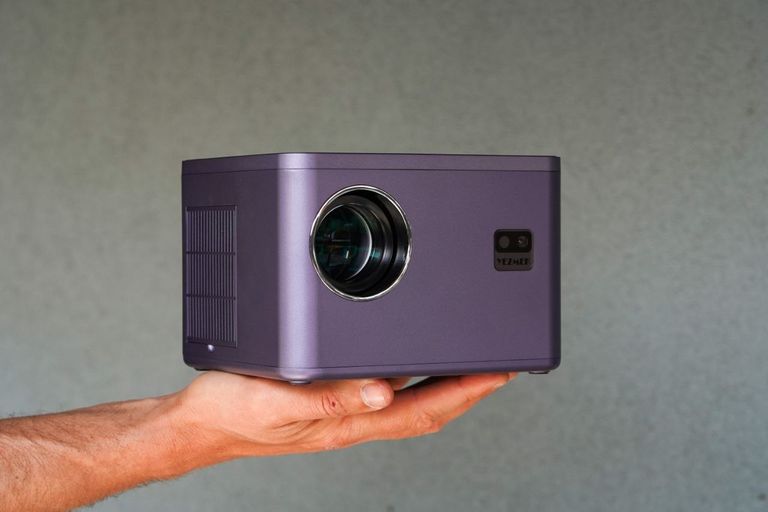 Купити Мультимедійний проектор YEZMEK AK-63 / Full HD / 20000 Лм / Wi-Fi / Bluetooth. Новий. Б/У