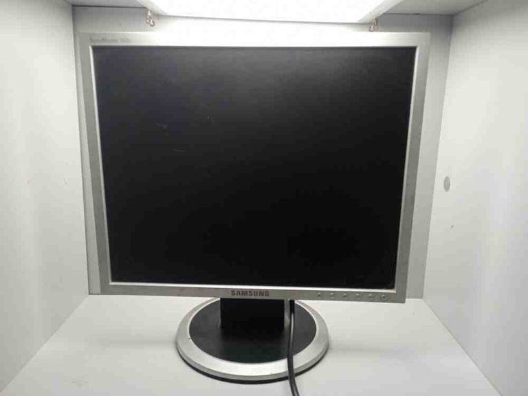 Купить Samsung SyncMaster 740N Б/У