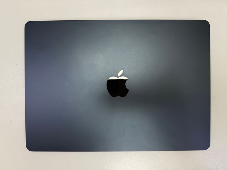 Распродажа Apple macbook air 13,6" m2 2022, продавец Техноскарб
