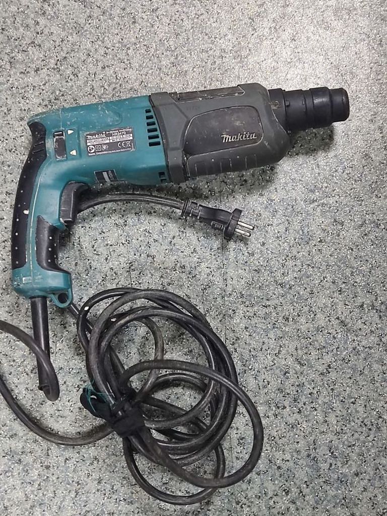 Купить Makita HR2470 Б/У