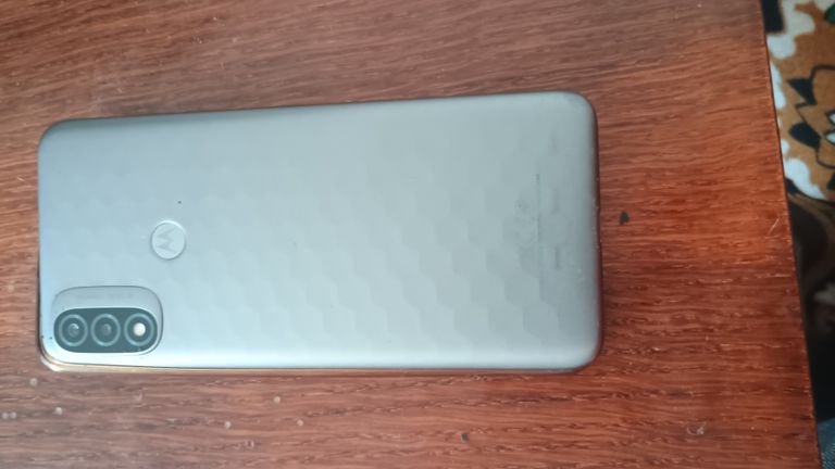 Motorola E20 2/32GB Graphite (PARX0000RS) Код:null. Зображення 4