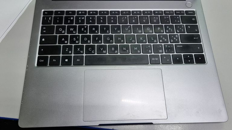 Дешево Realme 14/core i5-11320h ddr4/8gb ddr4/ssd 500 gb/*інтегрована з ломбарду