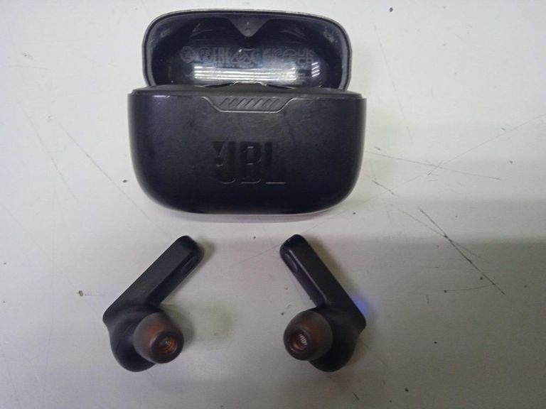Купити Jbl tune 230 nc tws black Б/У