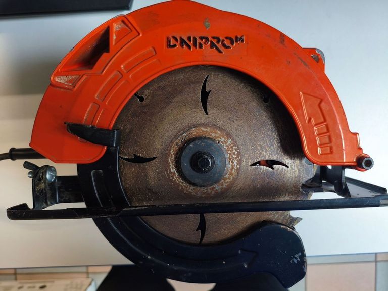 Купити Dnipro-M cs-185 Б/У