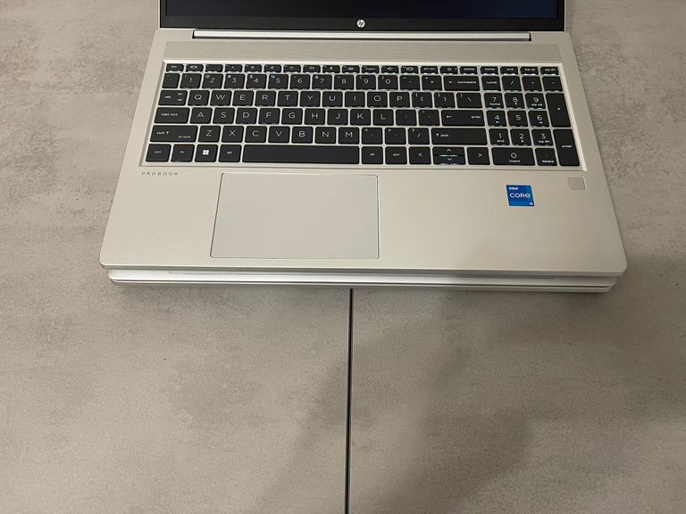Ультрабук HP EliteBook 450 G9, 15,6" FHD IPS, i5-1235U, 16GB, 256GB SSD Код:null. Изображение 4