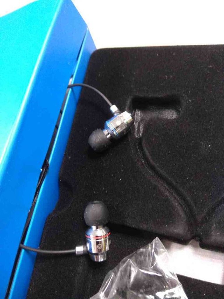 Оголошення Monster Jamz High Performance (MNS-129388-00) Б/У