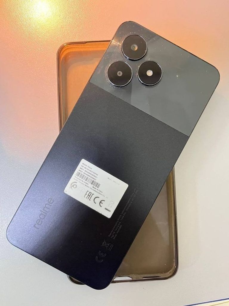 Купити Realme c51 4/64gb Б/У