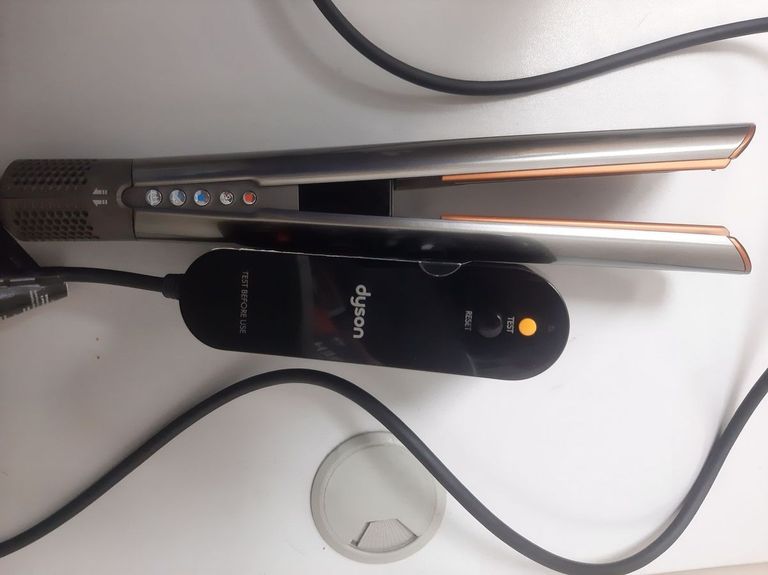 Объявление Dyson airstrait ht01 Б/У