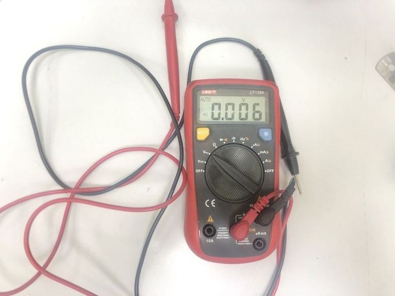 Купити Uni-T ut136b Б/У