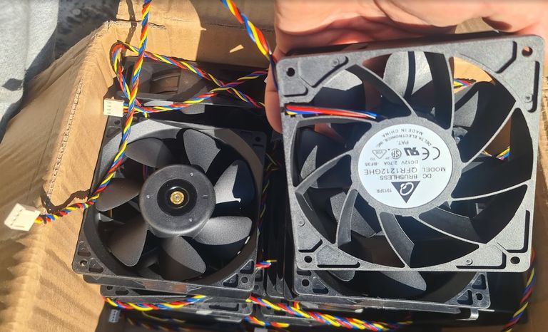 Дешиво Delta QFR1212GHE с ломбарда