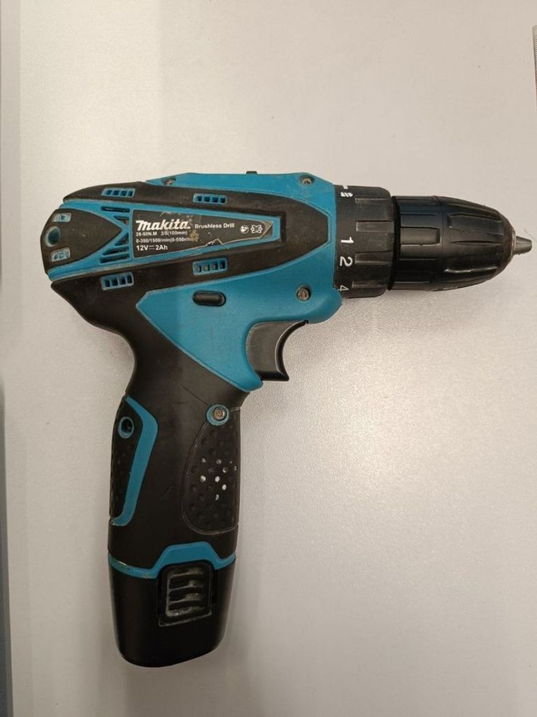 Дешево Makita Копія 2акб зп набір з ломбарду