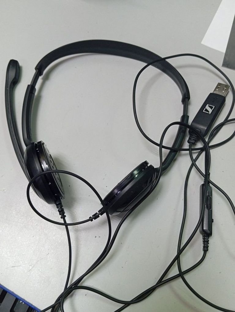 Дешиво Epos pc 8 usb с ломбарда