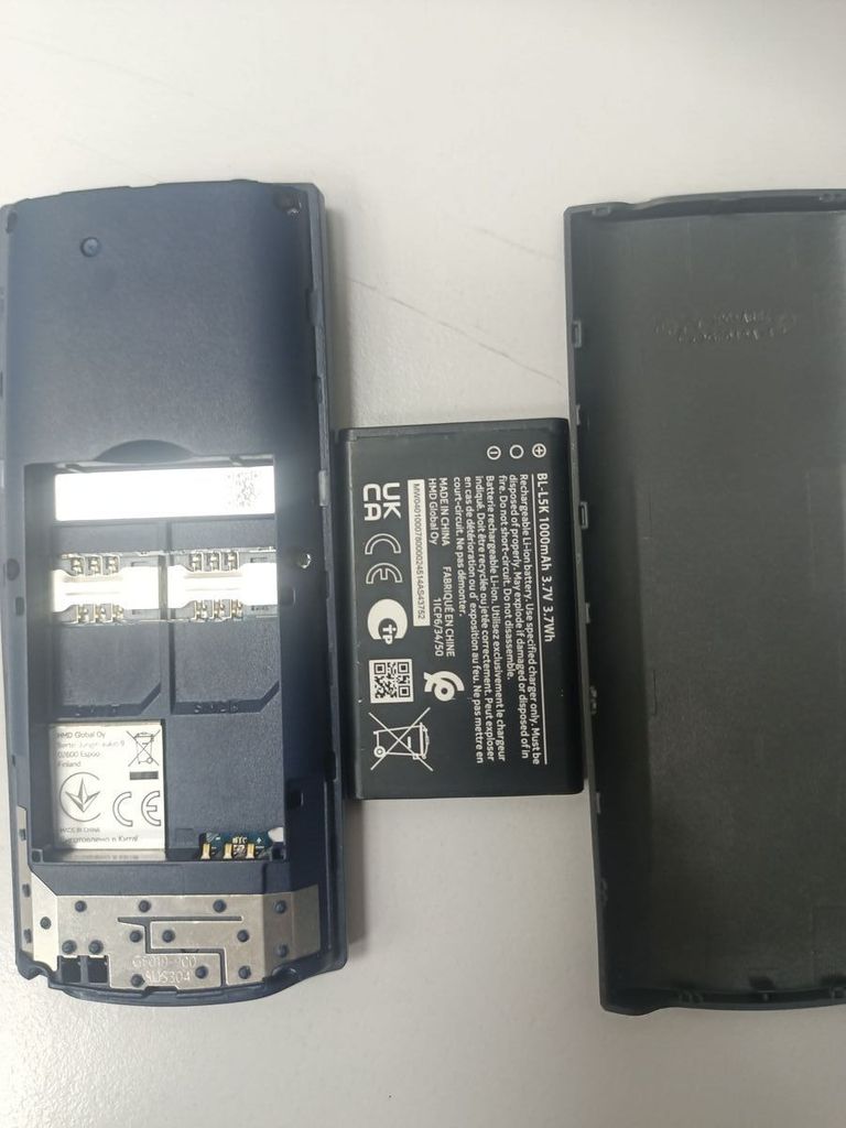 Дешиво Nokia 105 Dual Sim New Black (A00028315) с ломбарда