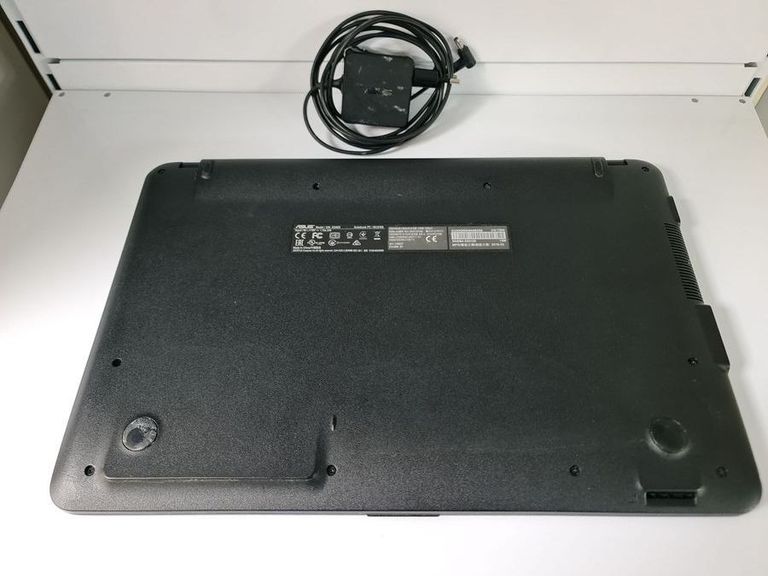 Розпродаж Asus 15/celeron n3050 ddr3/2gb ddr3/hdd 500 gb/ssd *відсутній/*інтегрована, продавець Техноскарб