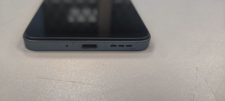 Дешиво Xiaomi redmi 13c 4/128gb с ломбарда