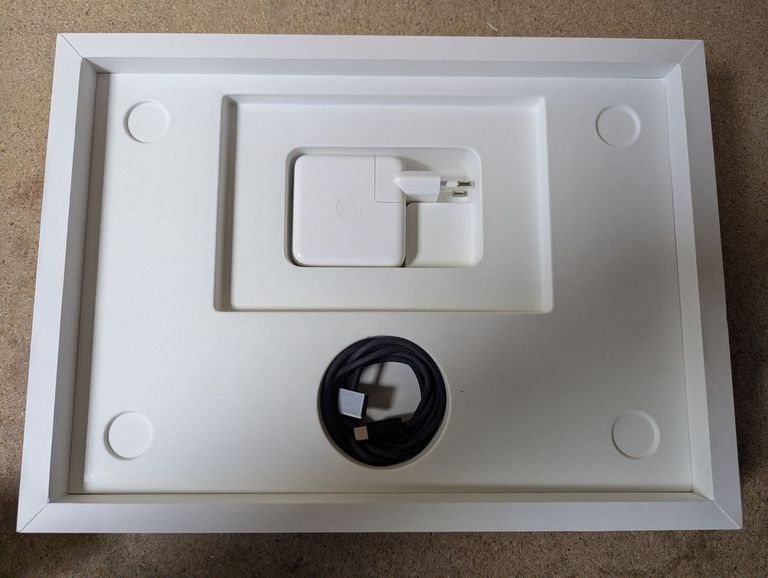 Apple macbook pro 14" late 2024 Код:01-200811684. Изображение 9