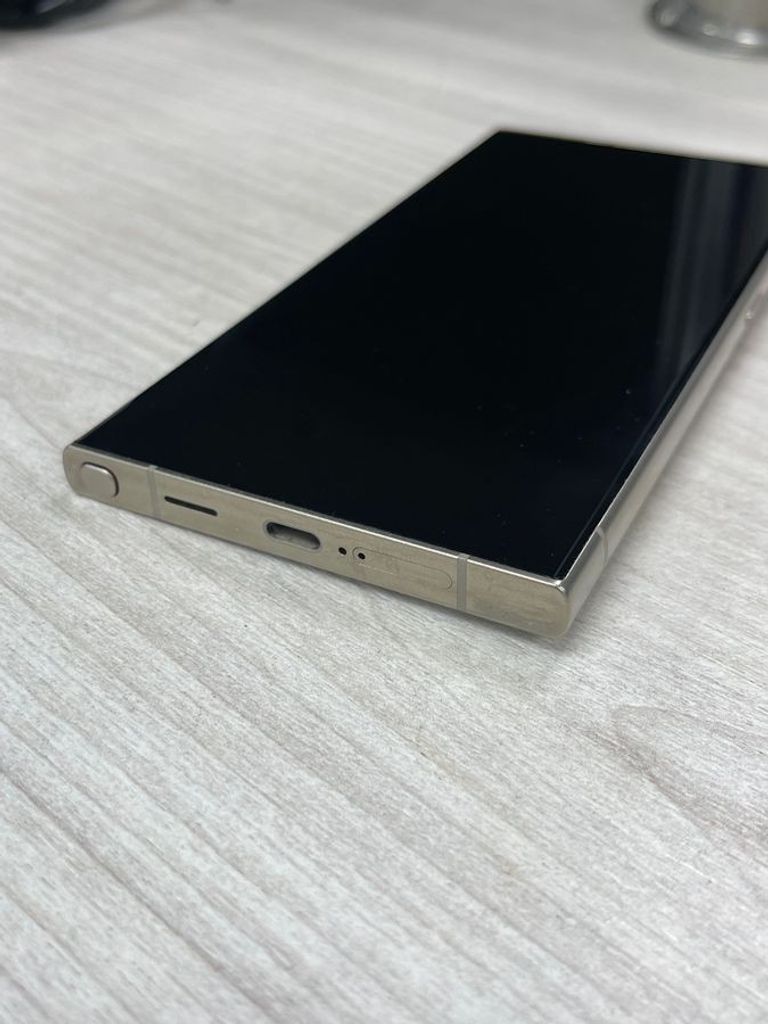 Дешево Samsung galaxy s24 ultra sm-s928b 12/1tb з ломбарду