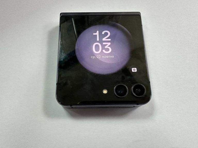 Розпродаж Samsung galaxy flip5 8/256gb, продавець Техноскарб