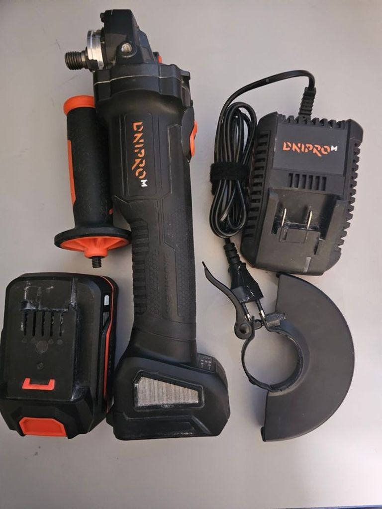 Дешево Dnipro-M dga 201 bc ultra / 1акб 4ah зп з ломбарду