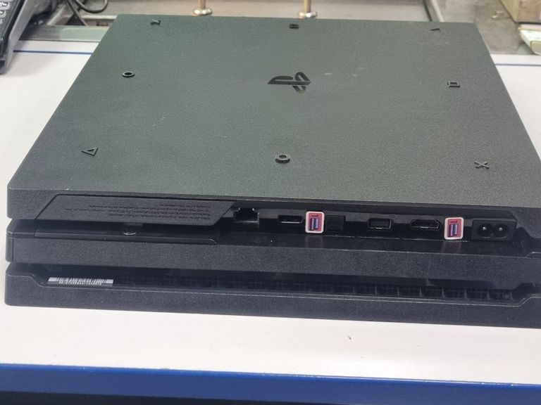 Sony playstation 4 pro 1tb Код:01-200845931. Изображение 5