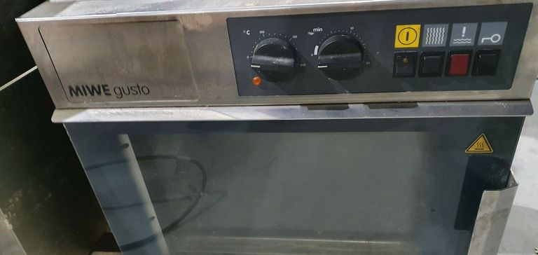 Купити Unox miwe gusto (gu 3.0403) + витяжка Б/У