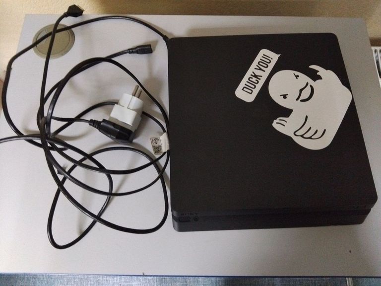 Купити Sony playstation 4 slim 500gb Б/У