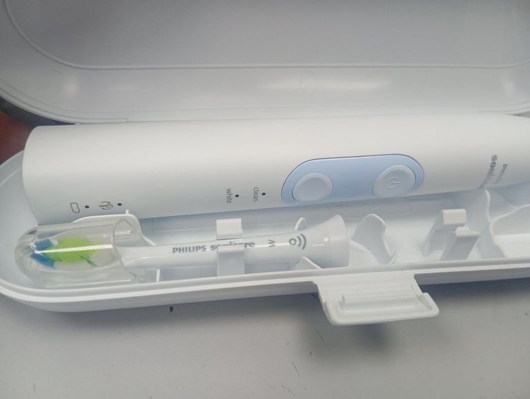 Оголошення Philips Sonicare ProtectiveClean 4500 HX6830/35 Б/У