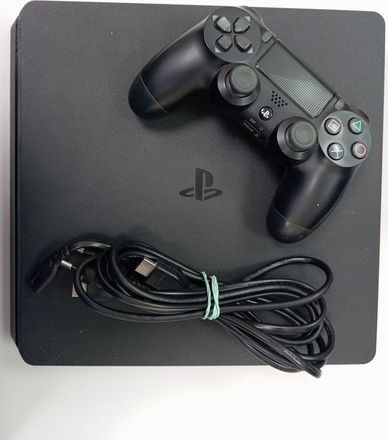 Купити  Sony PlayStation 4 Slim 1TB Black Б/У