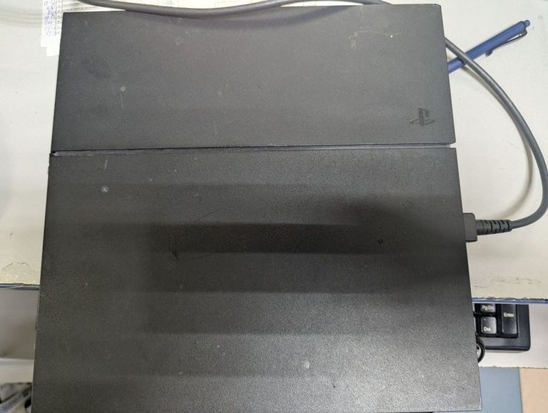 Дешево Sony playstation 4 500gb з ломбарду