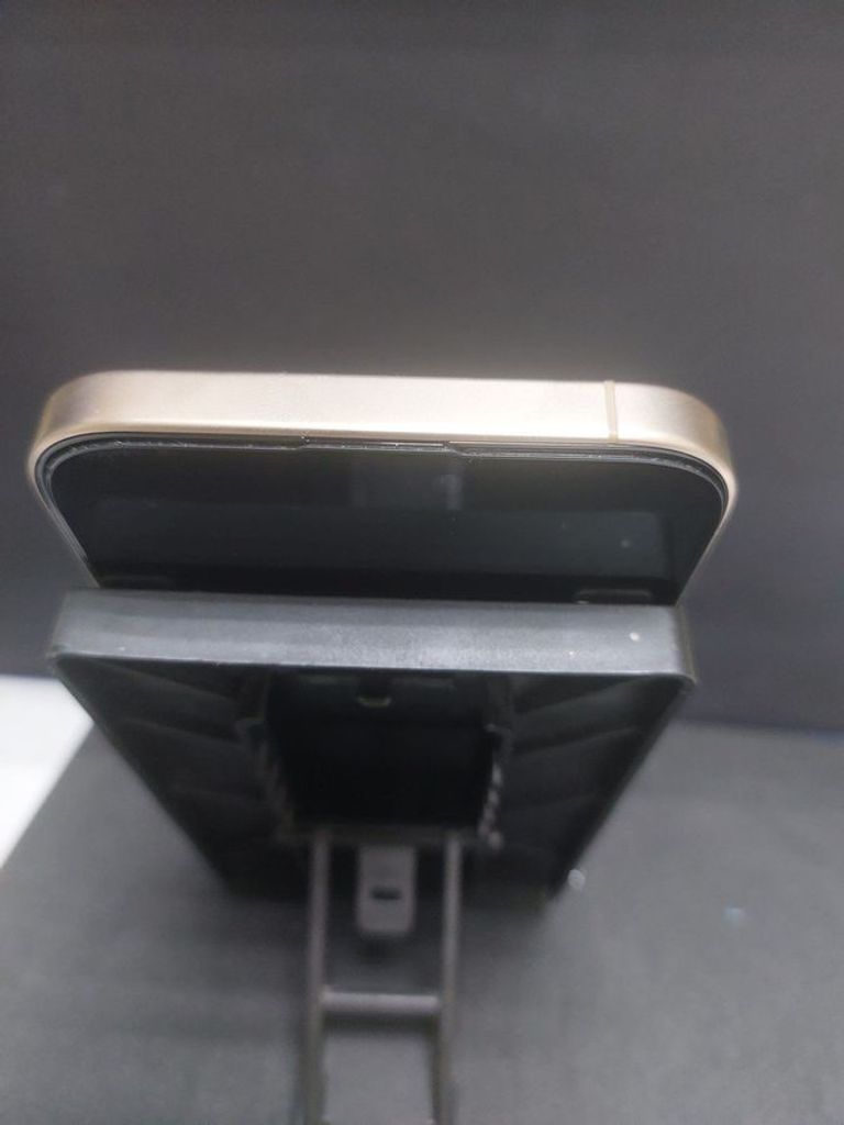 Apple iphone 16 pro max 512gb Код:01-200861232. Изображение 9