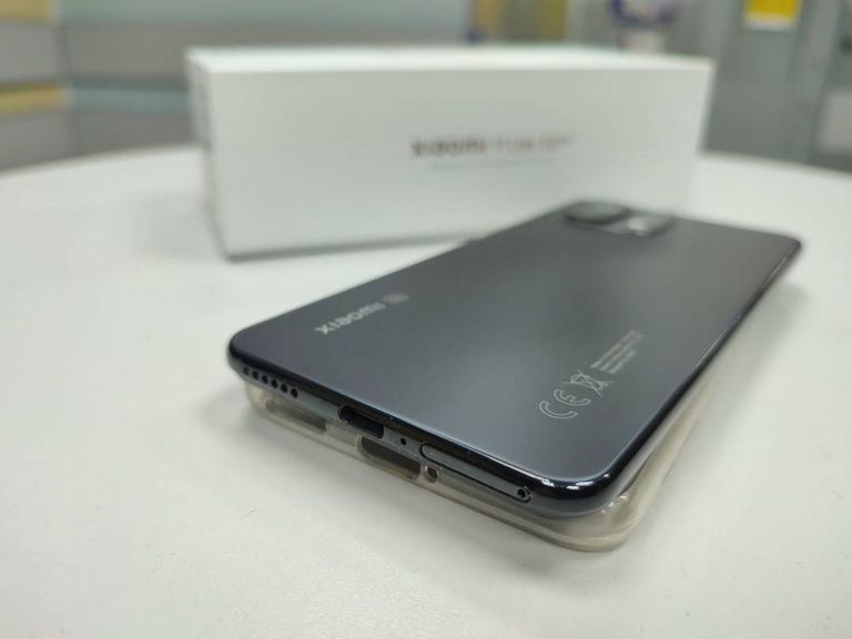 Дешиво Xiaomi 11 lite 5g ne 8/128gb с ломбарда