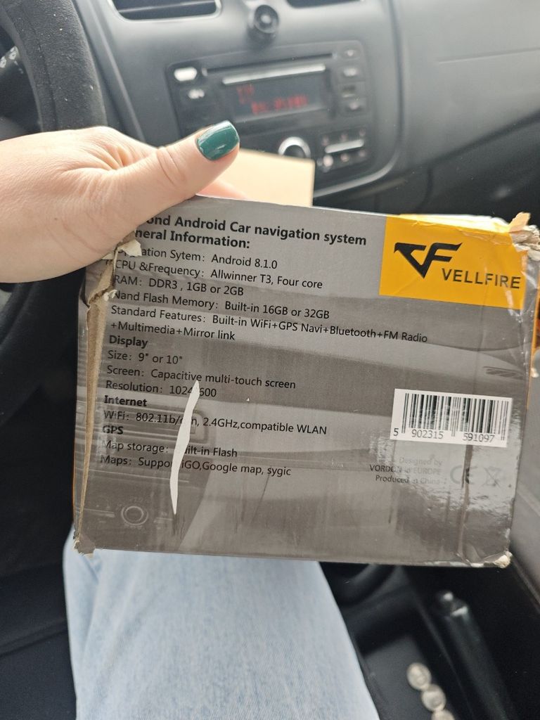 Дешиво VELLFIRE с ломбарда