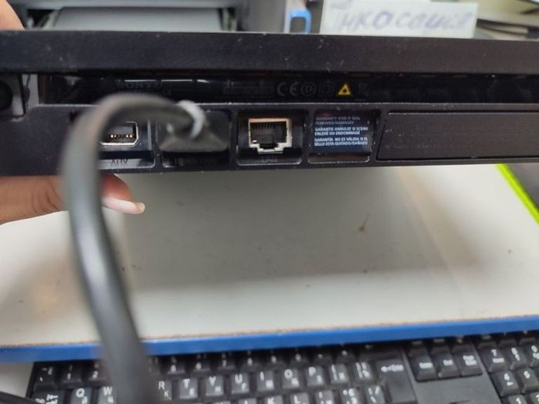 Купить Sony playstation 4 slim 500gb Б/У