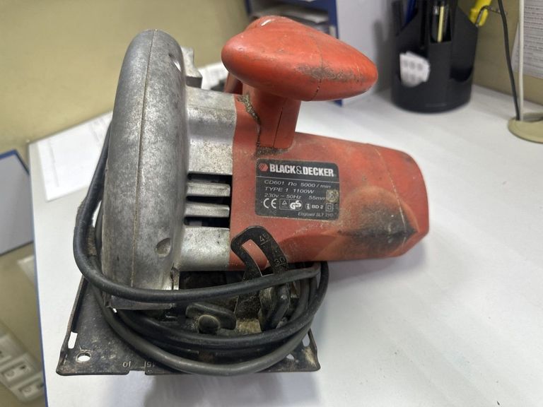 Купити Black&Decker cd 601 Б/У