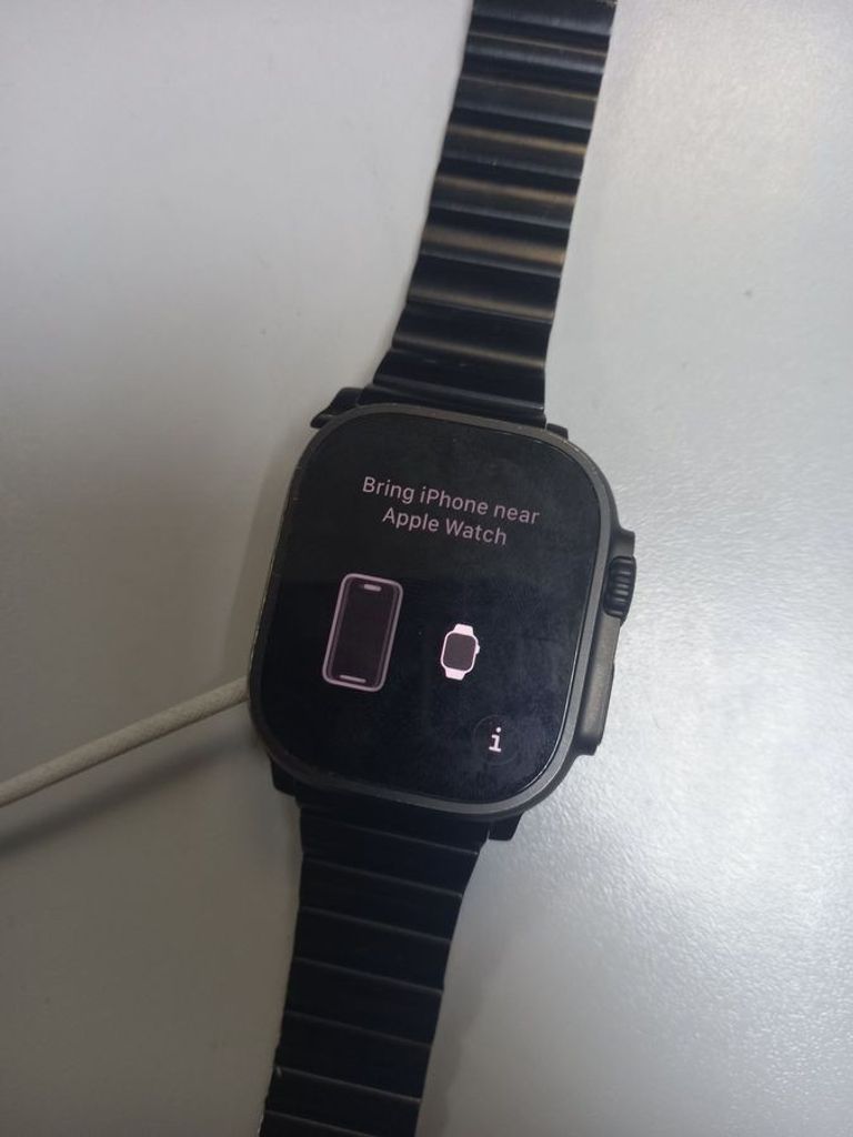 Купити Apple watch ultra 2 gps + cellular 49mm titanium case Б/У