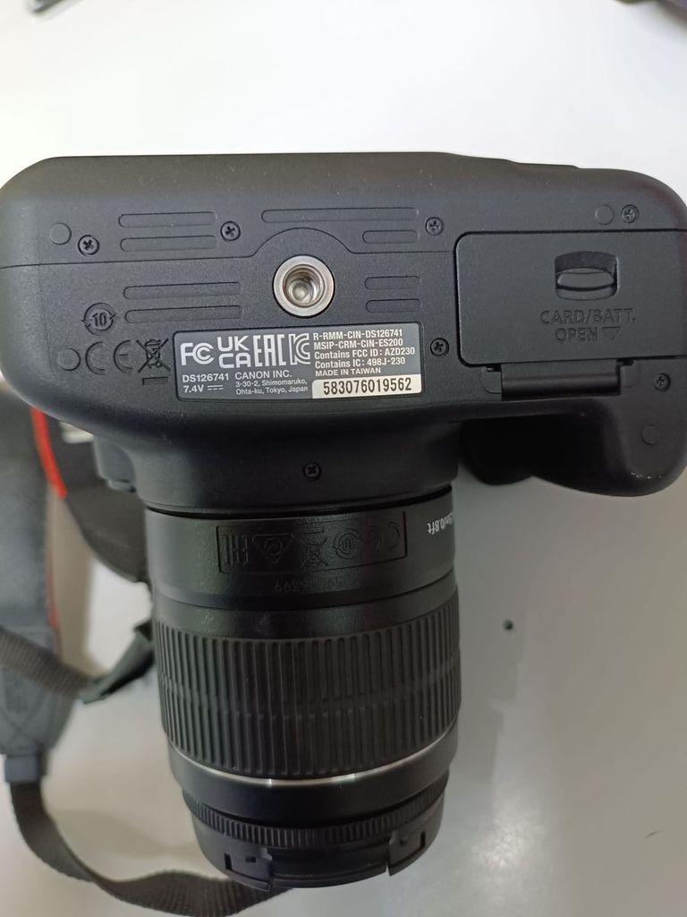 Canon eos 2000d kit ef-s 18-55mm f/3.5-5.6 iii Код:01-200900314. Зображення 6