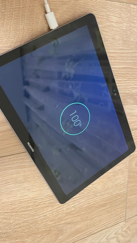 Купити HUAWEI MediaPad T3 10 16GB Wi-Fi Gray (53018520, 53010NSW) Б/У