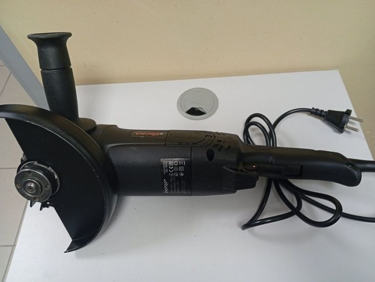 Дешево Dnipro-M gl-190s з ломбарду