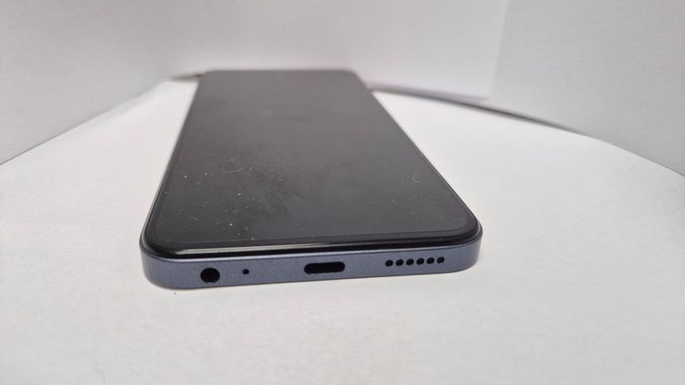 Дешево Tecno spark go 1 kl4 4/64gb з ломбарду