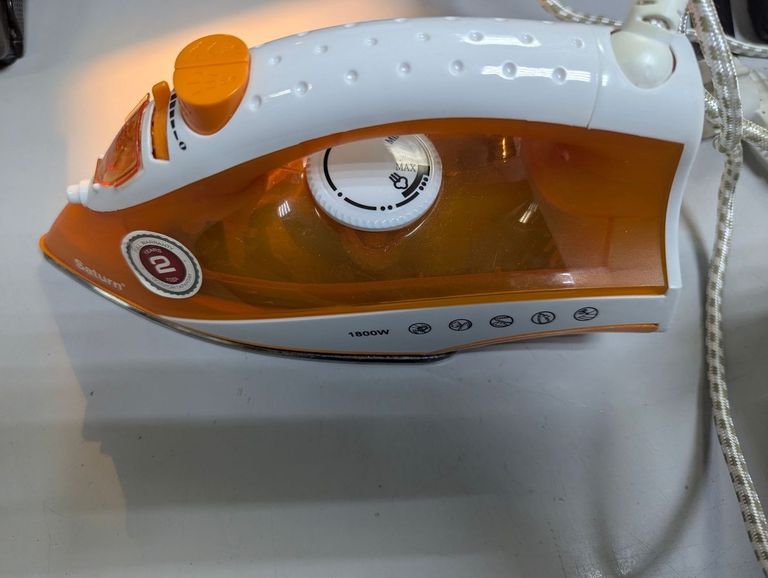 Купити Saturn st-cc7142 Б/У