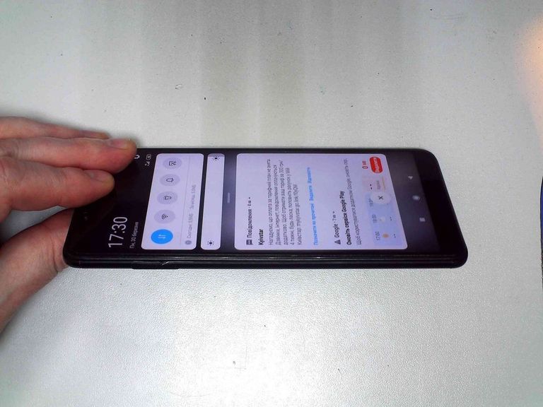 Розпродаж Xiaomi Redmi Note 5 4/64GB Black, продавець Техноскарб