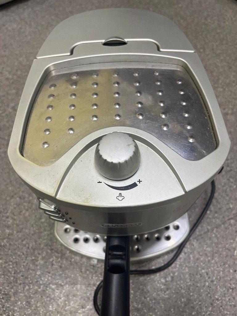 Дешиво Delonghi EC 330 S с ломбарда